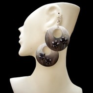 12 Peruvian Wholesale Mother of Pearl Earrings Donuts Design