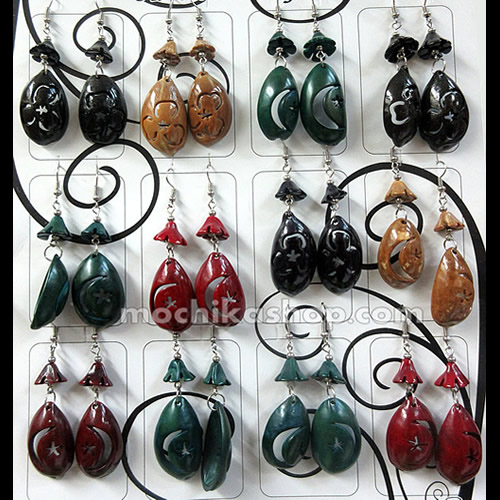 06 Nice Peruvian Carved Teardrop Coconut Earrings Assorted Image