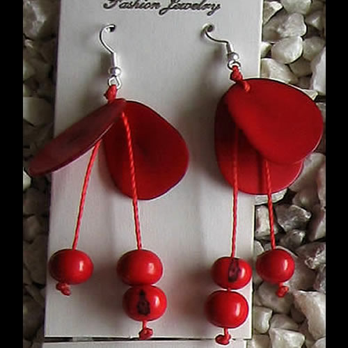 50 Peruvian Wholesale Tagua Chips Earrings With Acai Beads