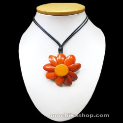 06 Wholesale Palmito Seeds Necklaces with Tagua Button - Flower Design