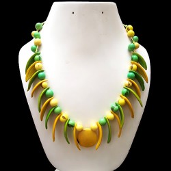 06 Beautiful Necklaces Handmade Palmito Seeds & Acai Beads