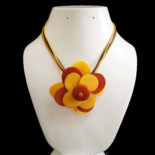 24 Nice Necklaces Handmade Tagua Flat Seed,Flower Design