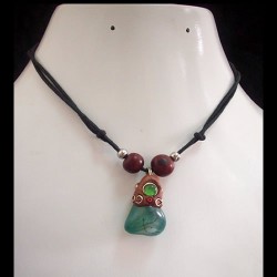 12  Wholesale Quartz Stone Pendants Necklaces Handmade Duropox