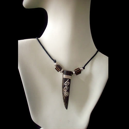 06 Pretty Tribal Palmito Seeds Pendants Necklaces Handmade