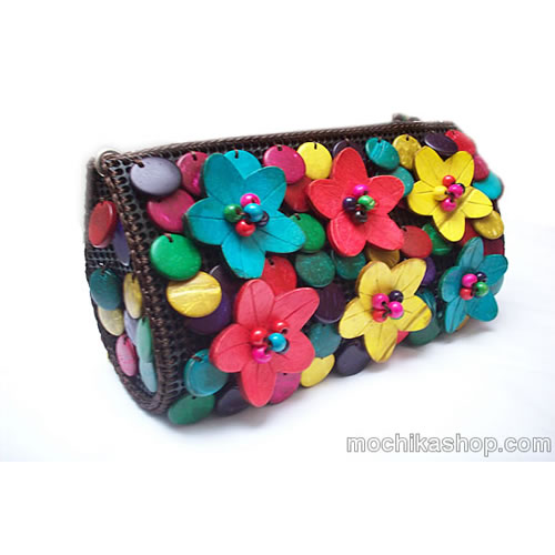 01 Cute Handcrafted Medium Size Coconut Shell Handbag 