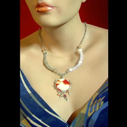 12 Pretty Medallions Necklaces Handmade Murano Glass, Assortment Design